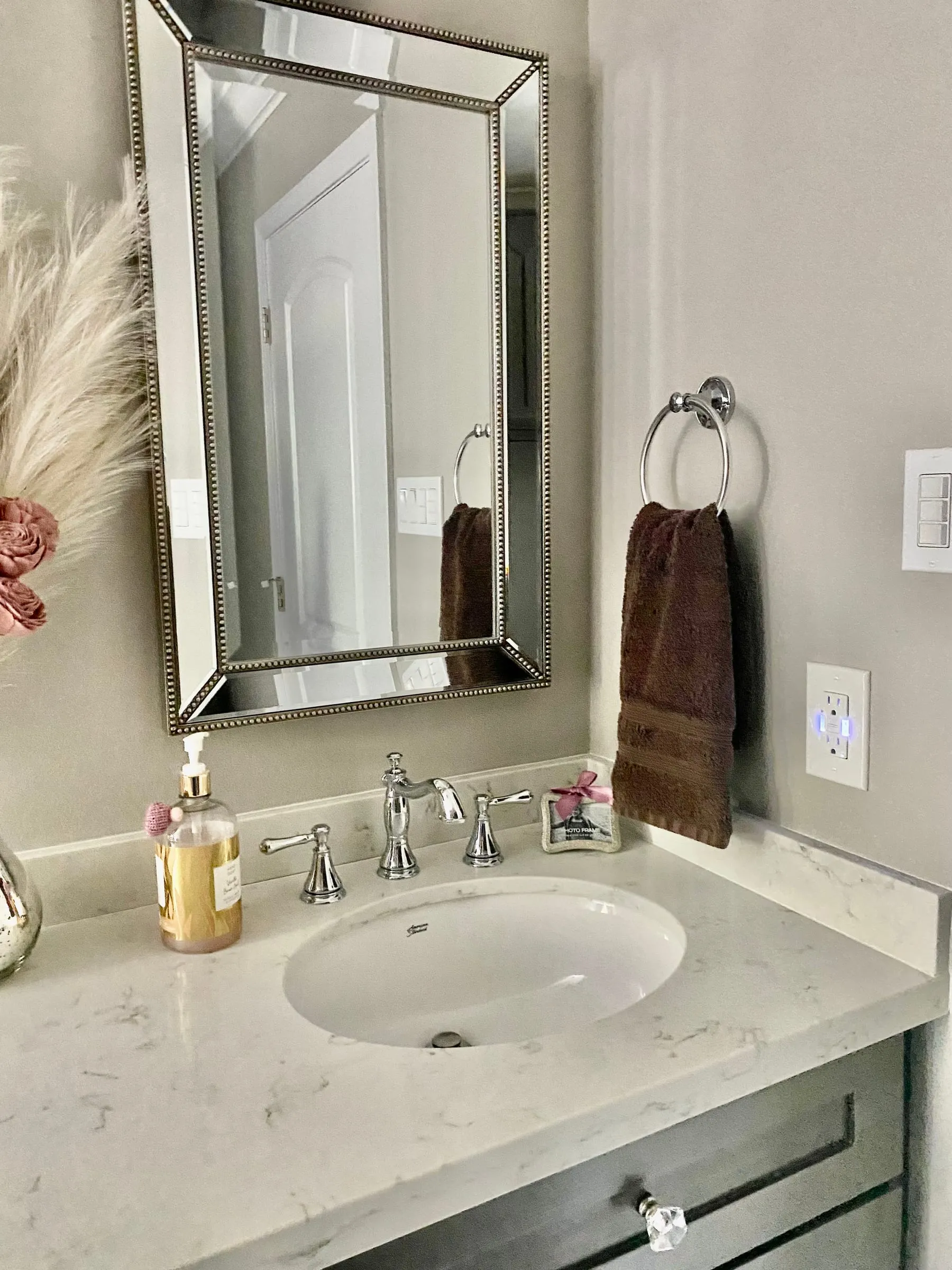 Carrera Cream Quartz Countertop